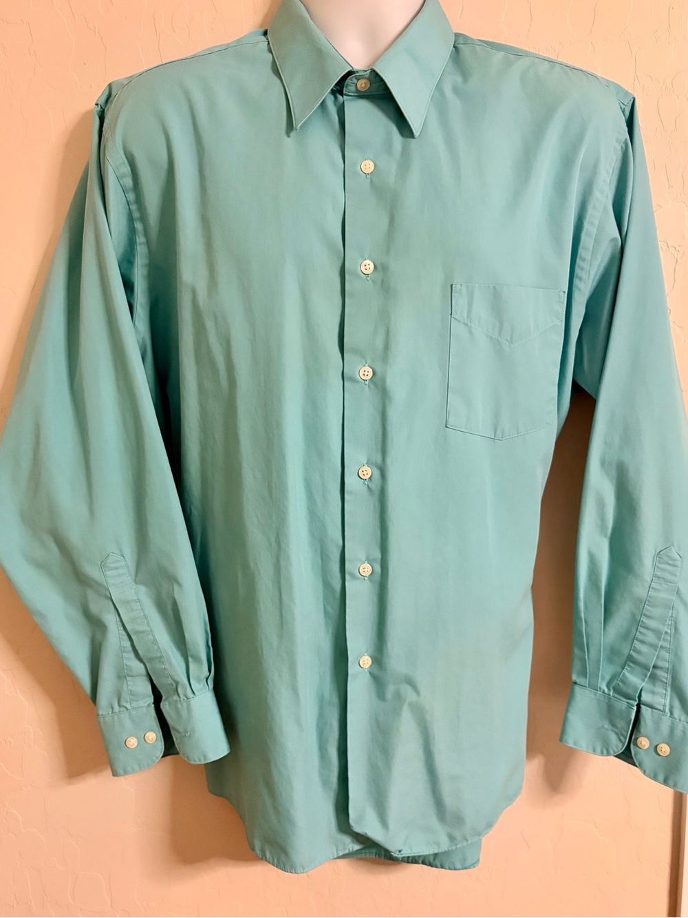Van Heusen Men's Teal Long-Sleeve Button-Up Dress Shirt